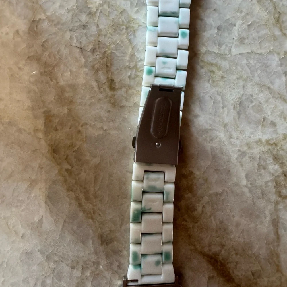 NWOT White and Silver Wearable Band